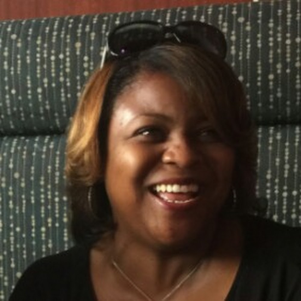 Meet your Posher, Yvonne